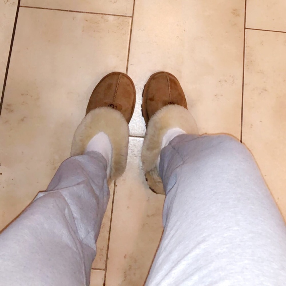 grey joggers